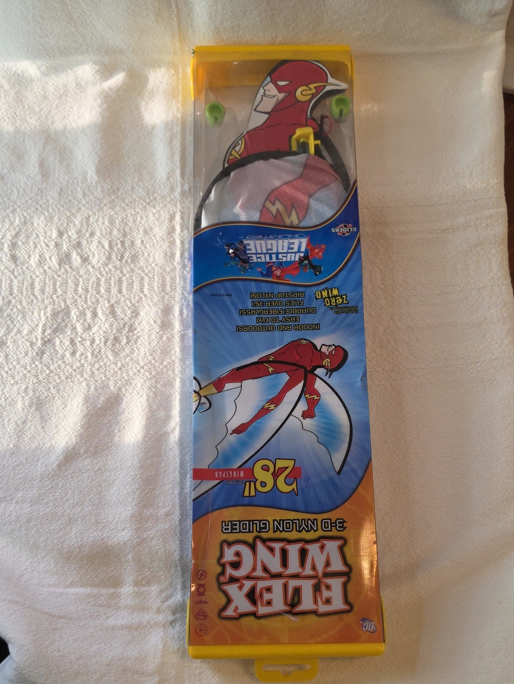 Vintage DC Comics The Flash Red and Yellow 3-D Nylon Glider Kite